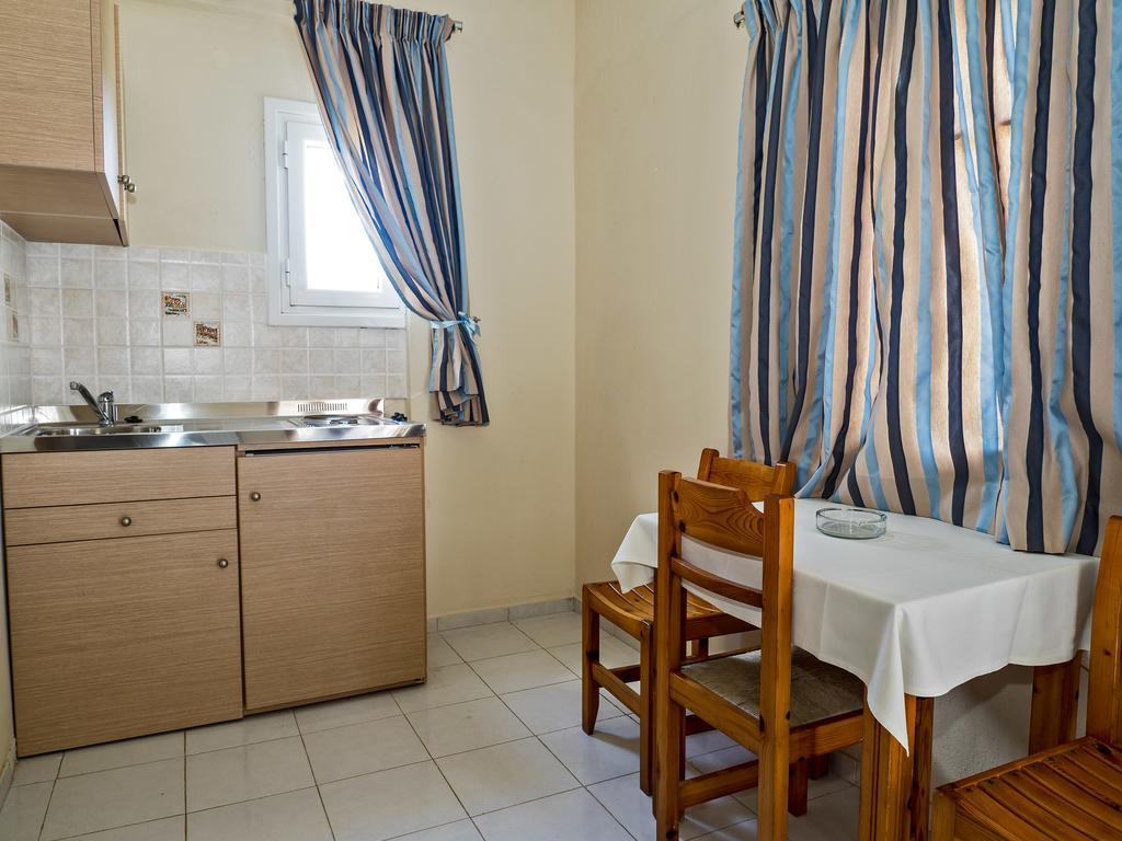 Sea Breeze Apartments Lixoúri Eksteriør bilde